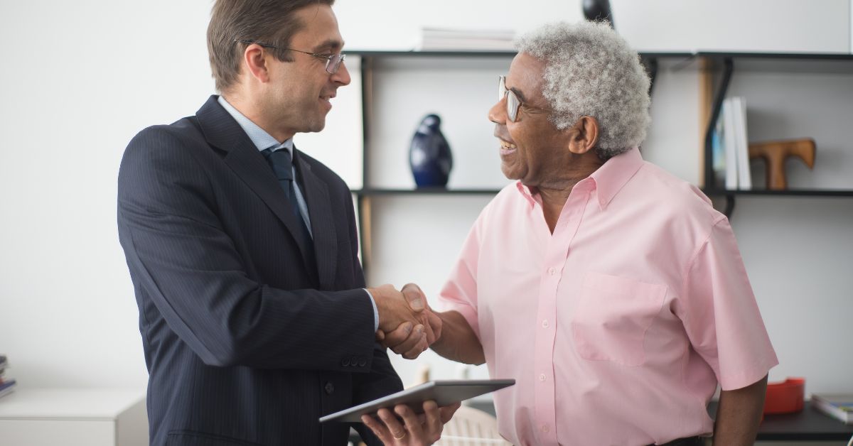 Google no conoce tu situación. Un agente sí.